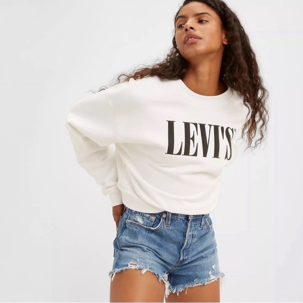 LEVIS 501 Premium Original High Rise Medium Wash Distressed Denim Shorts Size 28